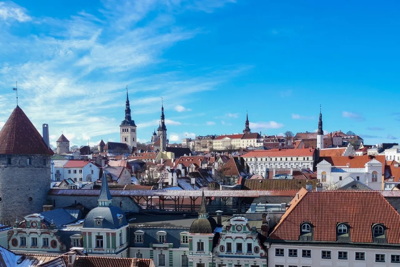 Kuleler Şehri: Tallinn Kuleler Şehri: Tallinn